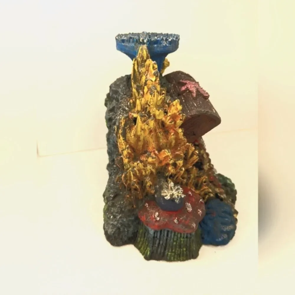Resin Aquarium Ornament Rocks Corral Treasure Chest Aquarium Landscape Z-1